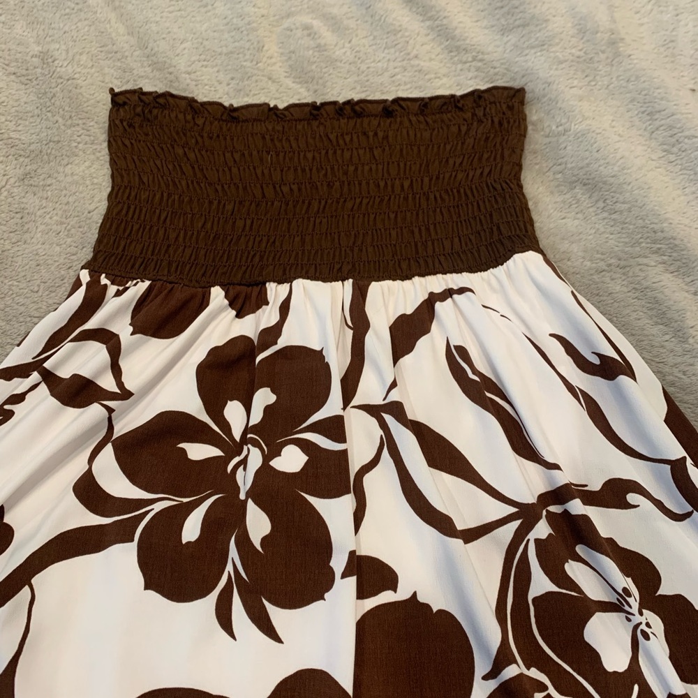 Dress - Picture 11 of 11
